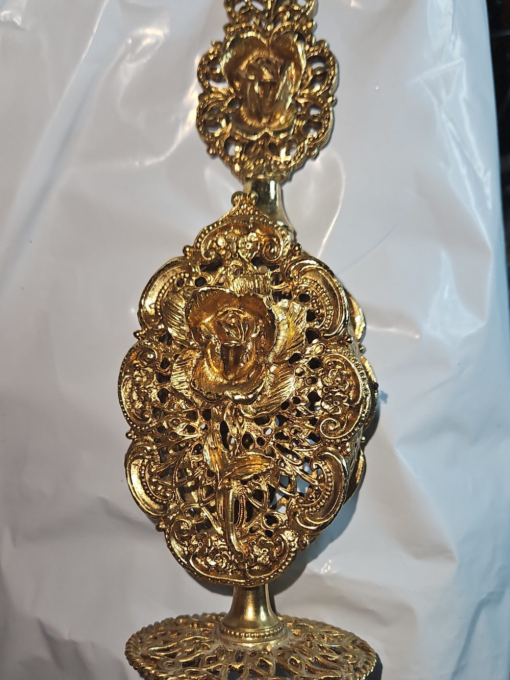Vintage Ormolu Perfume Gold Gilt Filigree Pierced Footed Bottle Dauber